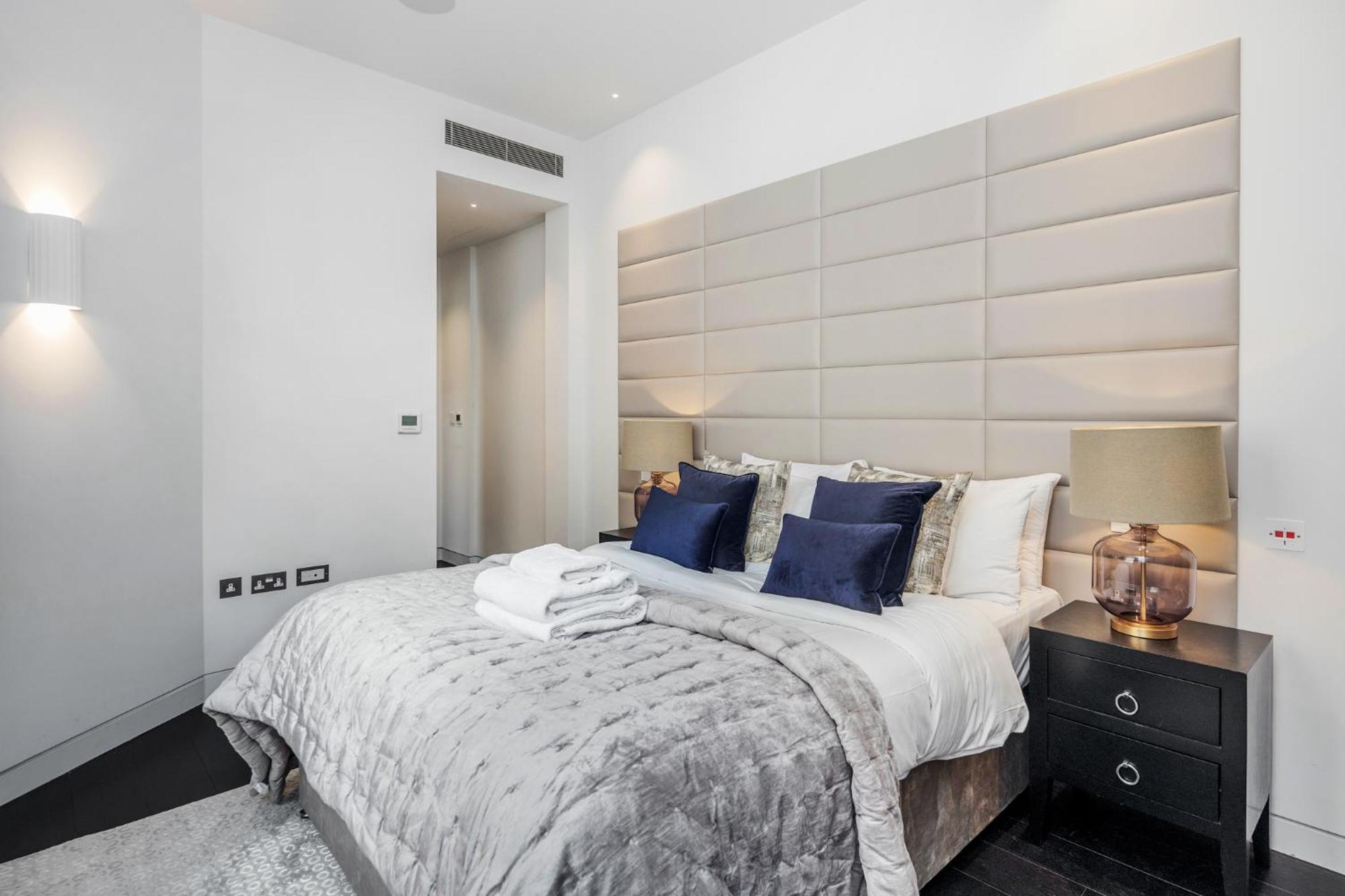 The Mayfair Residence Лондон Экстерьер фото