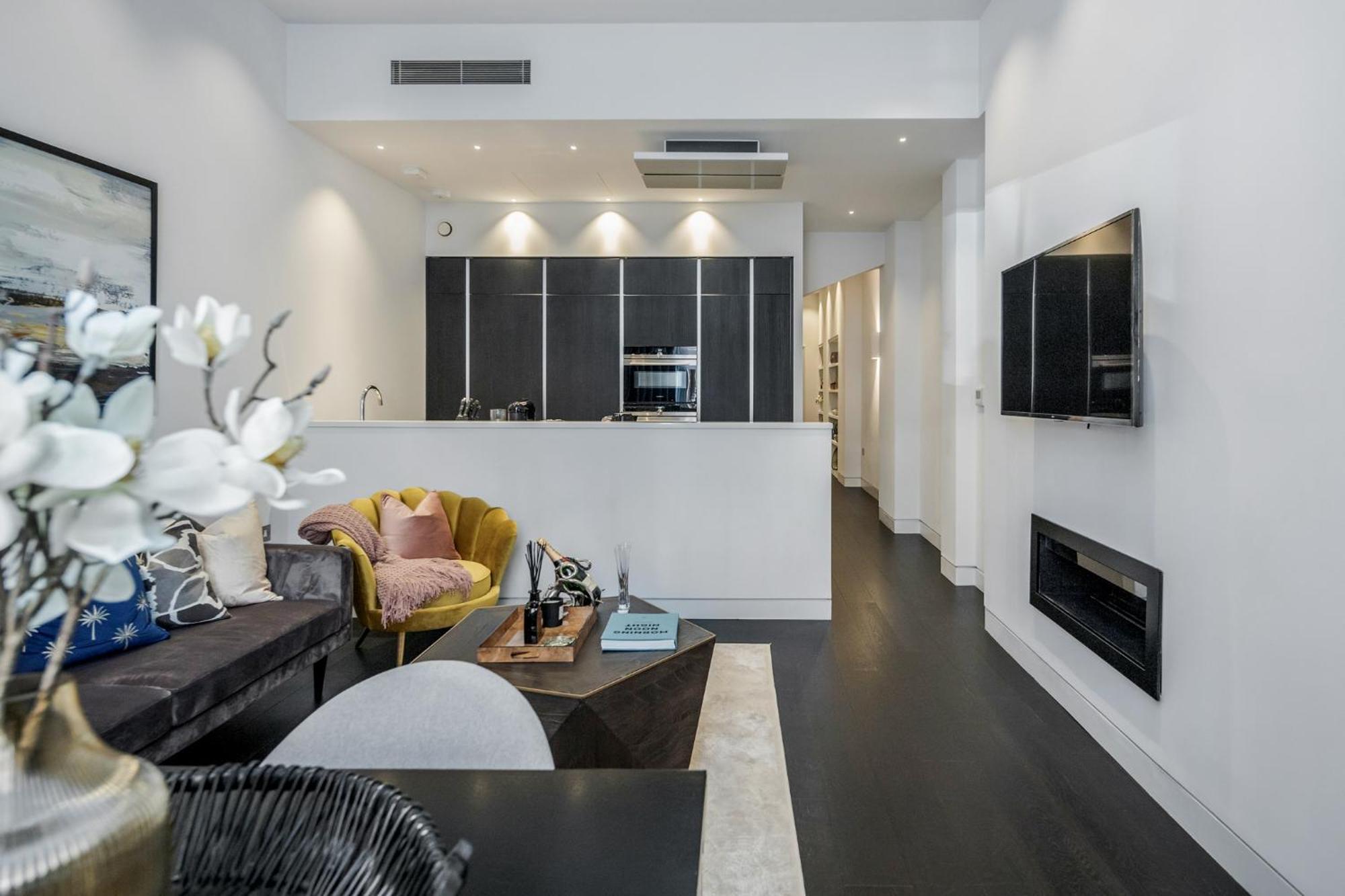 The Mayfair Residence Лондон Экстерьер фото
